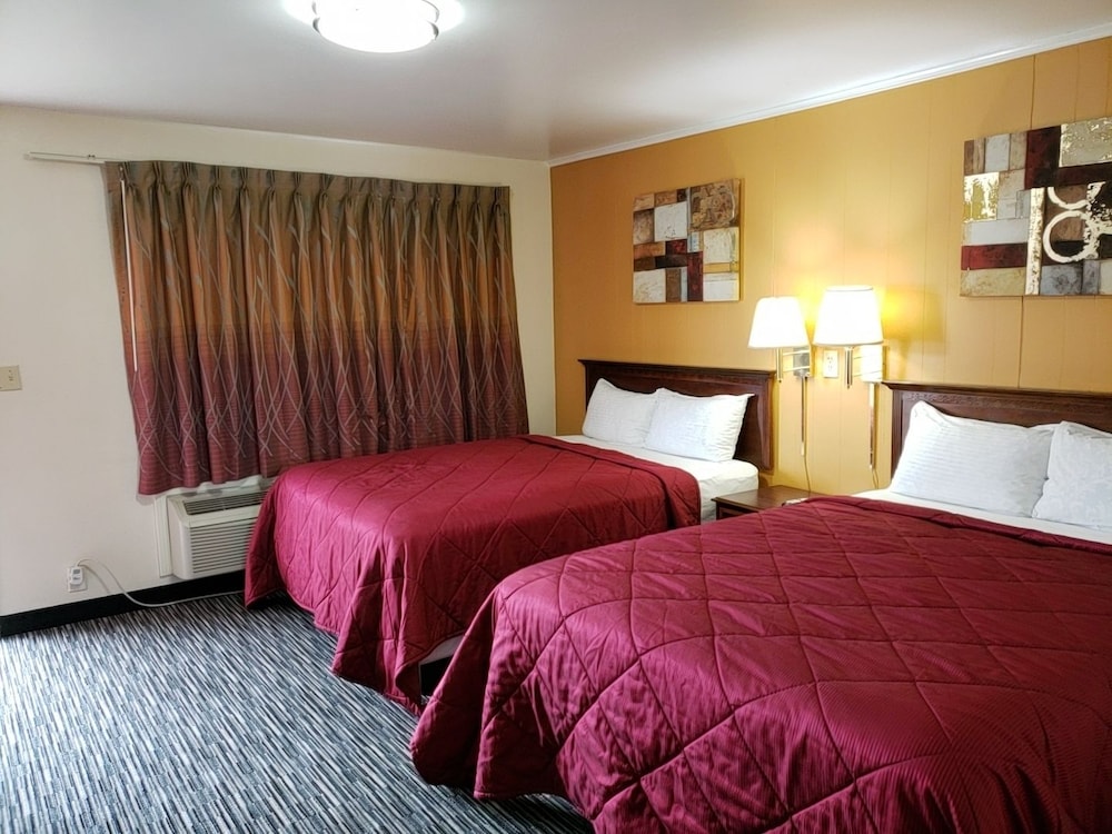 Super 7 Motel Sedalia - photo 9