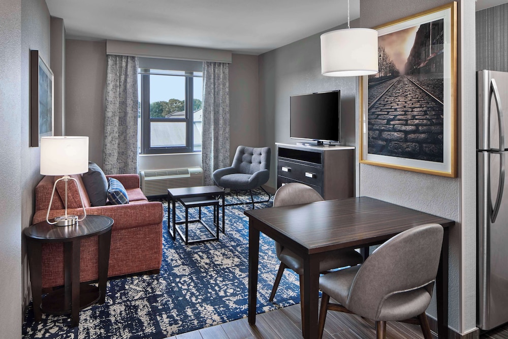 Homewood Suites by Hilton Savannah Historic Dist Riverfront - photo 33