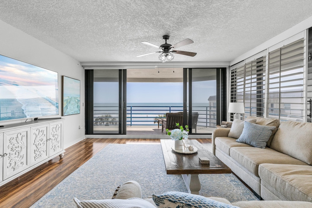 Ebb Tide 301 — 4-Star Luxury Hotel in New Smyrna Beach, United States