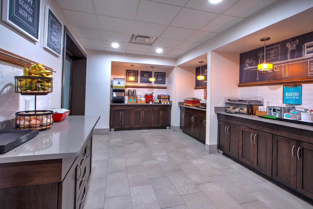Hampton Inn Clarion - photo 60