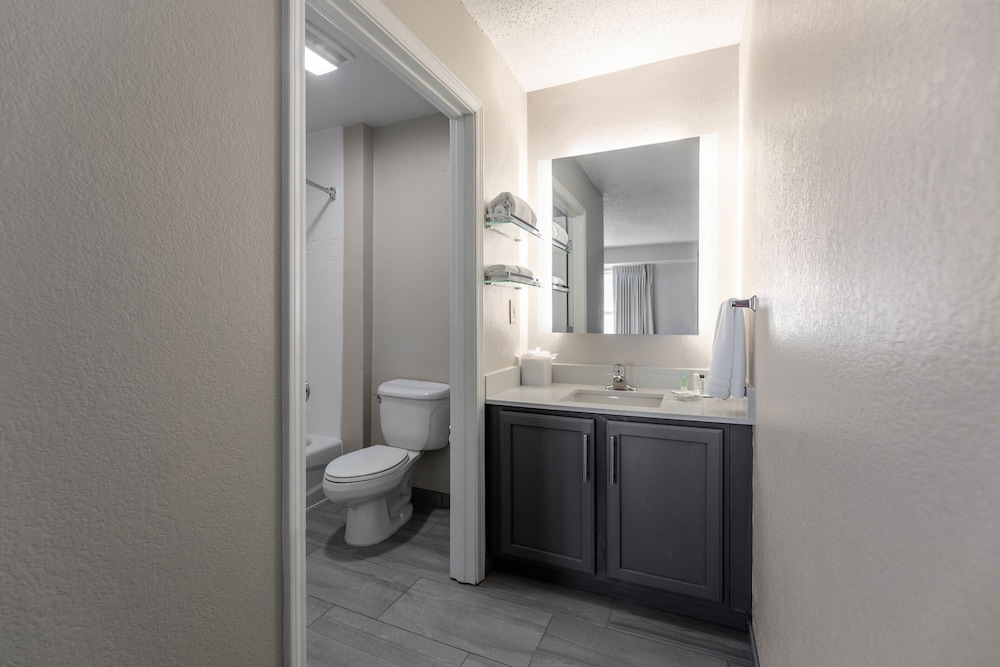 Residence Inn Marriott Easton - photo 31