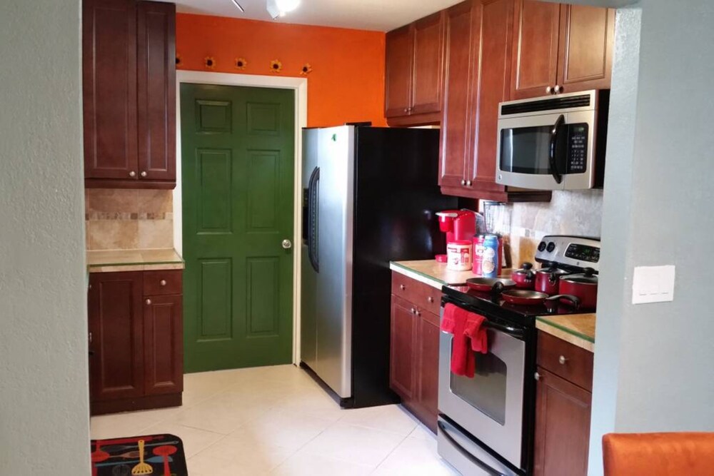 Beautiful Lakeview Sunsets Resort 3BR - photo 21