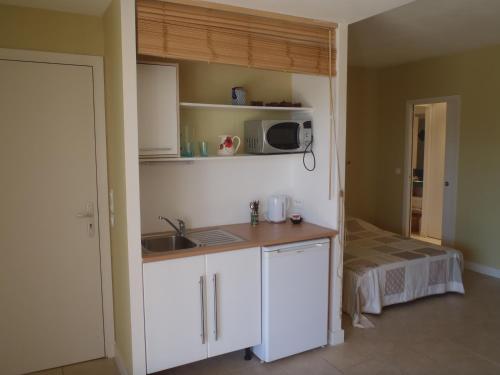 Rose Niche in Cavalaire-Sur-Mer, France