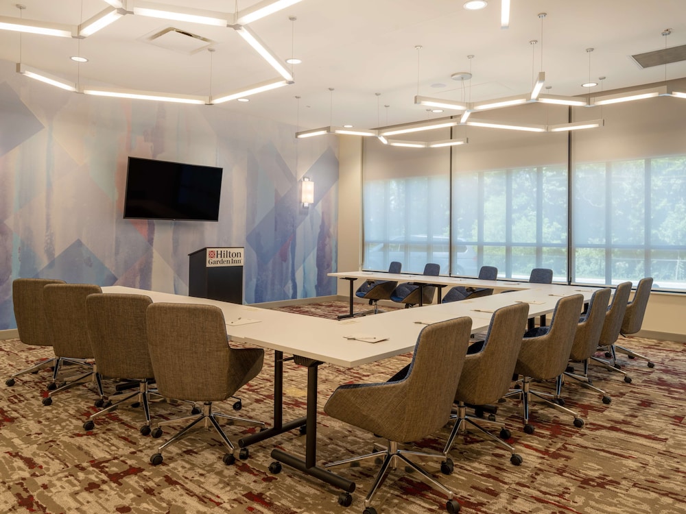 Hilton Garden Inn Jeffersonville Louisville North - photo 38