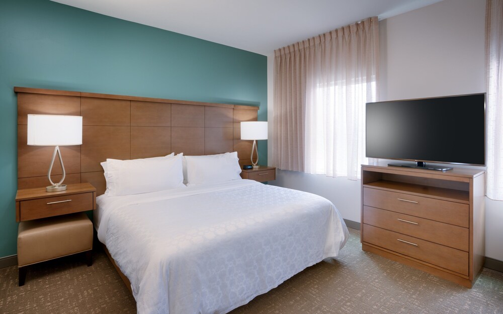 Staybridge Suites Lehi Traverse Ridge Center by IHG - photo 9