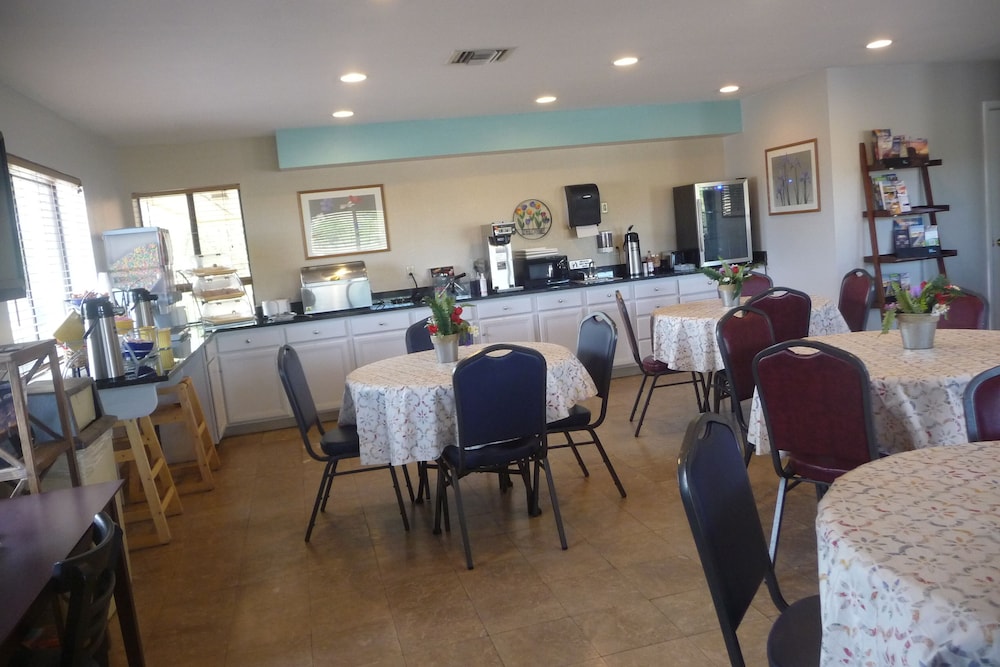 Sierra Inn Near Fort Huachuca AZ - photo 4