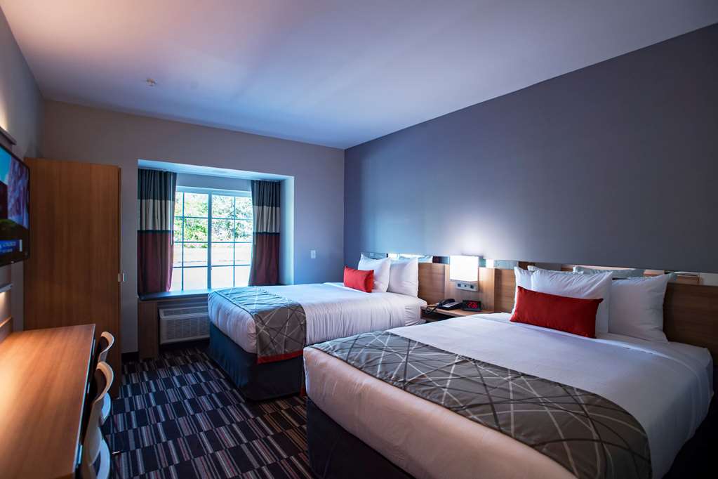 Microtel Inn & Suites by Wyndham Amsterdam - photo 24