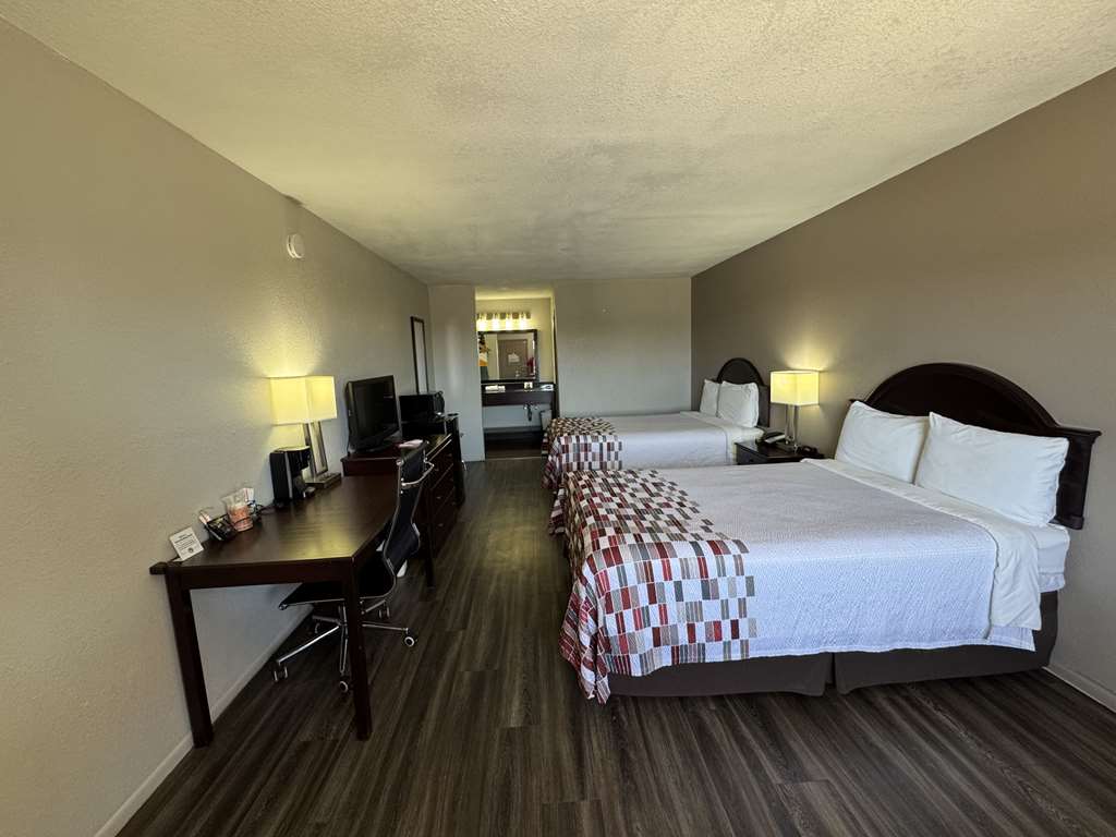 SureStay Hotel by Best Western Childress - photo 14