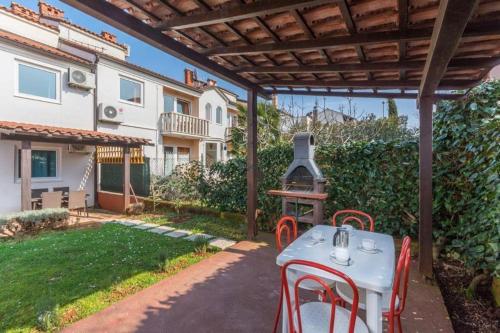 Vita - carbon neutral hotel in Novigrad