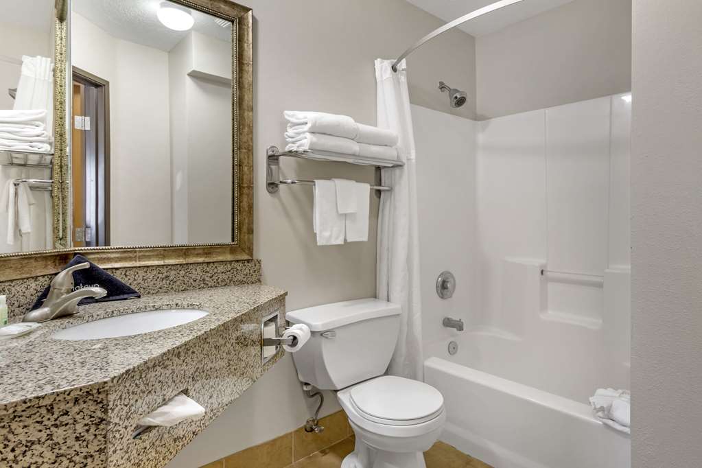 Quality Inn Logan near University - photo 12