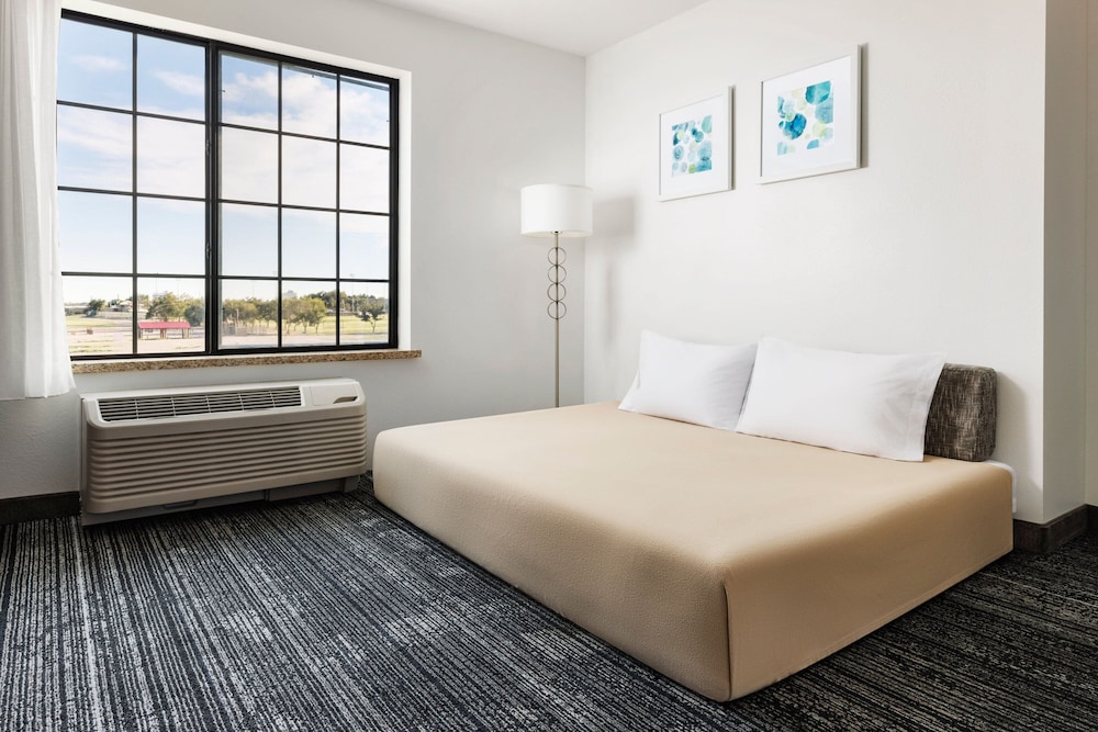 TownePlace Suites Roswell - photo 22