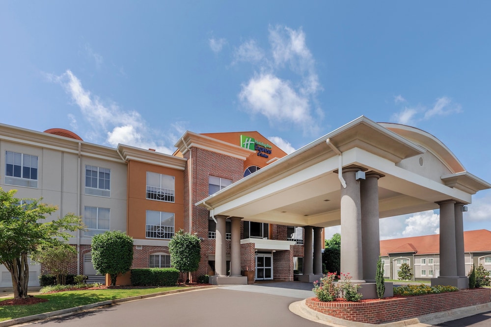 Holiday Inn Express & Suites Vicksburg by IHG - photo 72