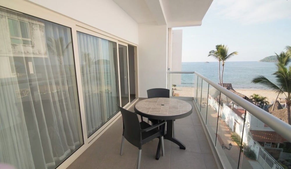 Beach/ocean view
