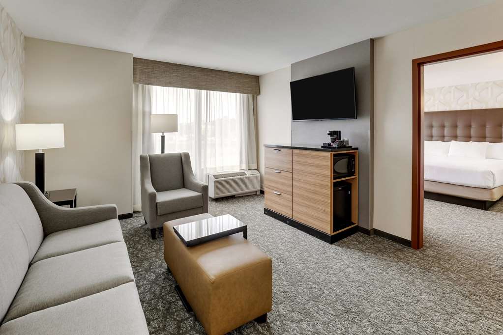 Drury Inn & Suites Birmingham Lakeshore Drive - photo 17