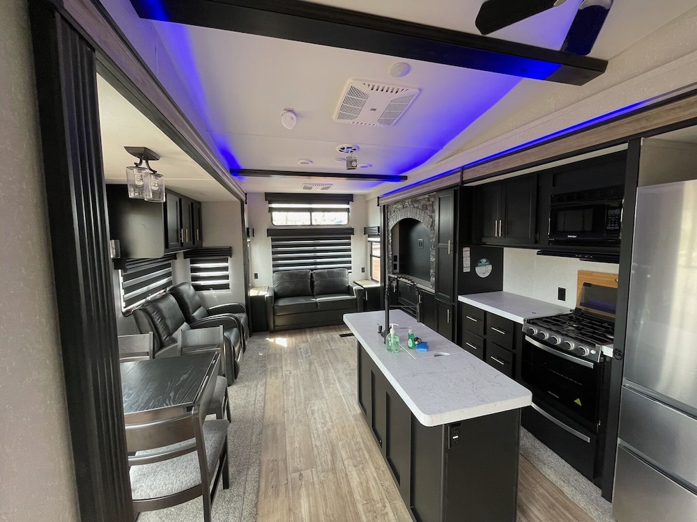 Grand Canyon RV Glamping - photo 11