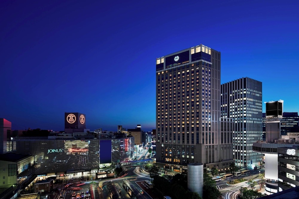 Yokohama Bay Sheraton Hotel & Towers — 4-Star Luxury Hotel in Yokohama, Japan