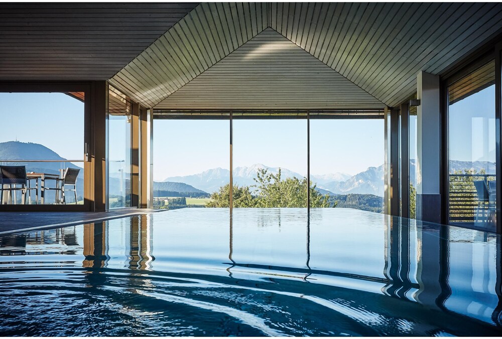 Romantik Spa Hotel Elixhauser Wirt pet-friendly hotel Elixhausen