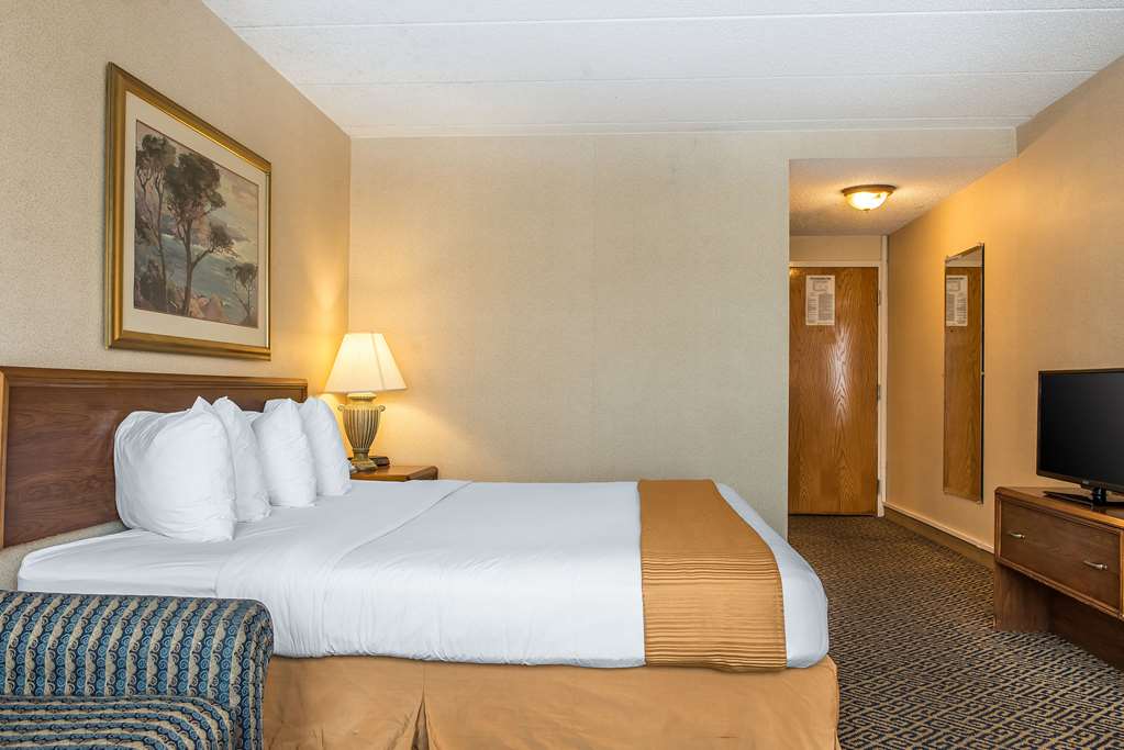 Quality Inn & Conference Center - photo 15