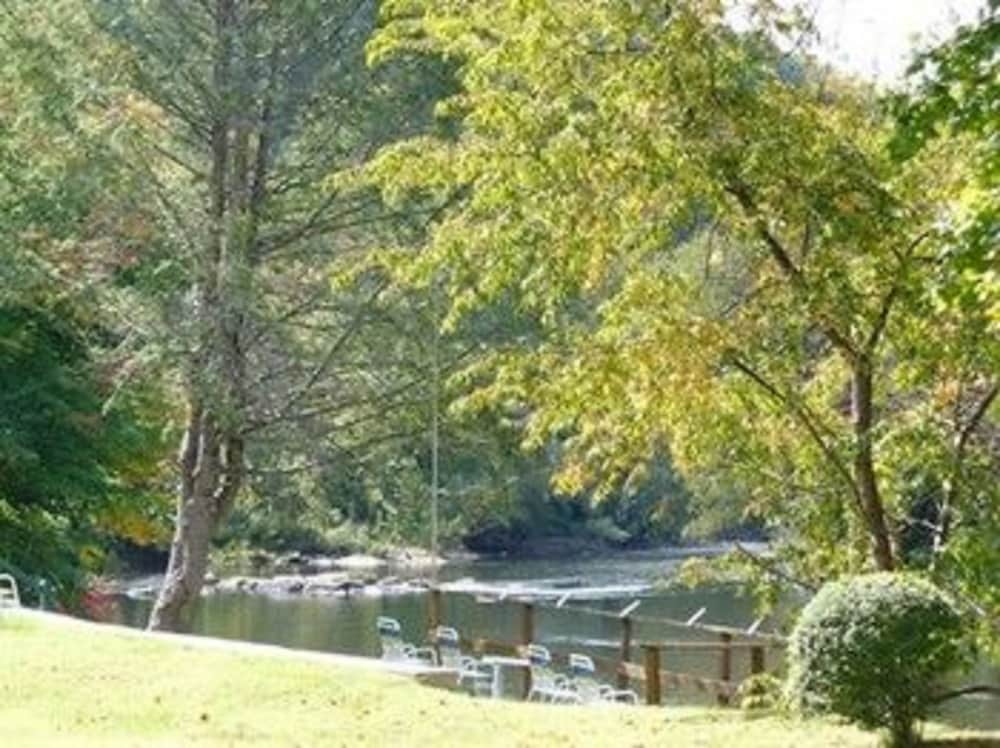Riverbend Lodging - photo 24