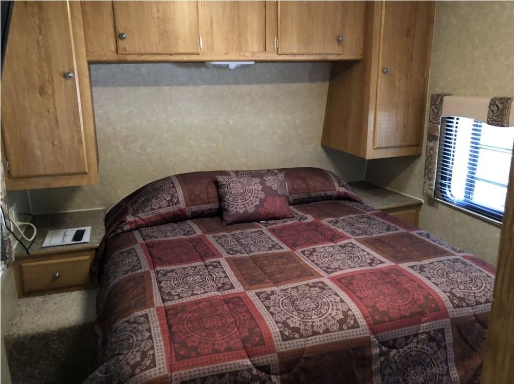 Cindys Motel - photo 7