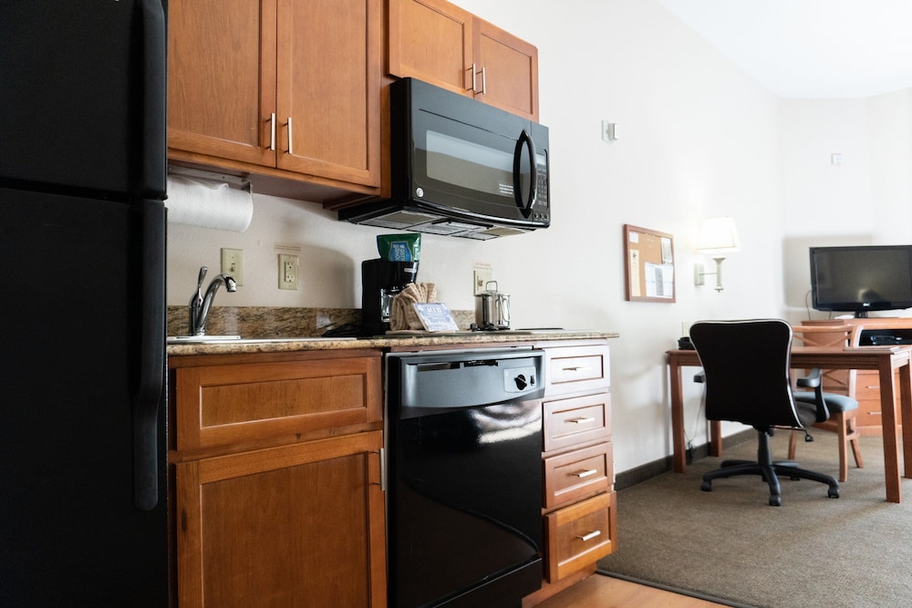 TownePlace Suites by Marriott Birmingham South - photo 13