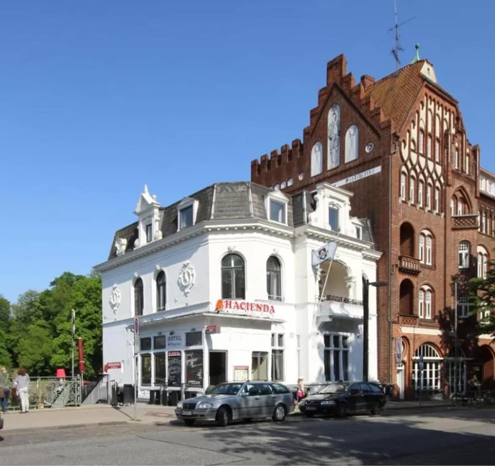 Hotel Excellent — Luebeck
