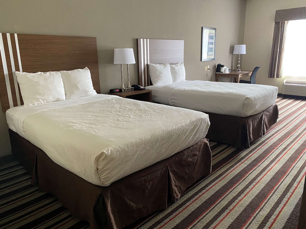 City Express by Marriott Danville - photo 10