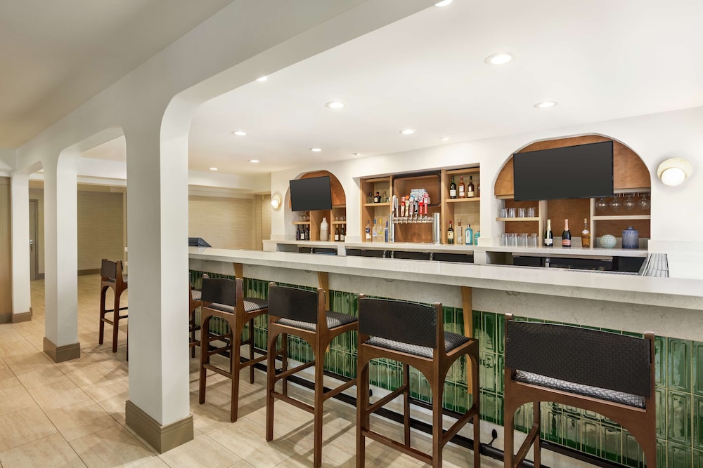 Hilton Garden Inn Monterey - photo 62