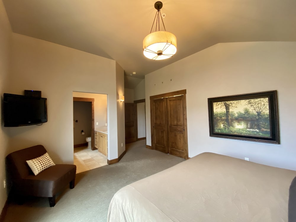 Meadow Lake Resort & Condos - photo 22