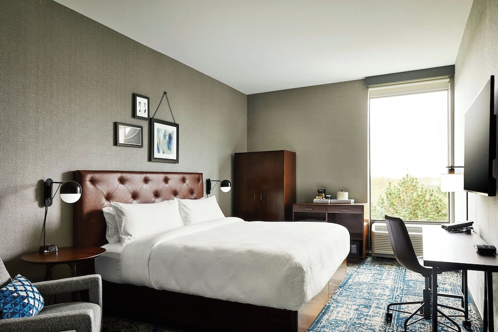 Four Points by Sheraton Chicago Westchester Oak Brook - photo 13