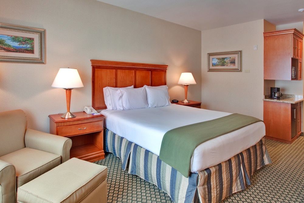 City Express By Marriott Rancho Cucamonga - photo 3