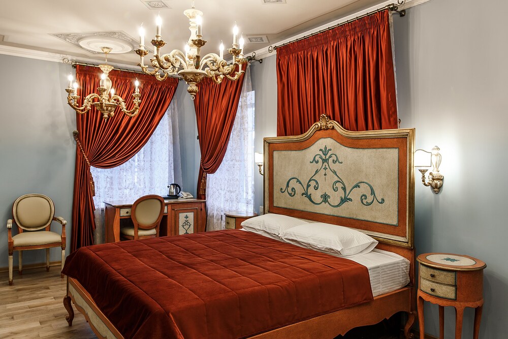 Art Hotel Aleksandrovskij in Kostroma, Russia