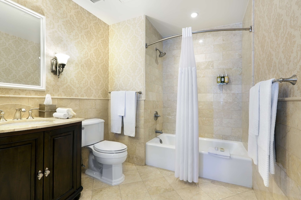Madison Beach Hotel - photo 46