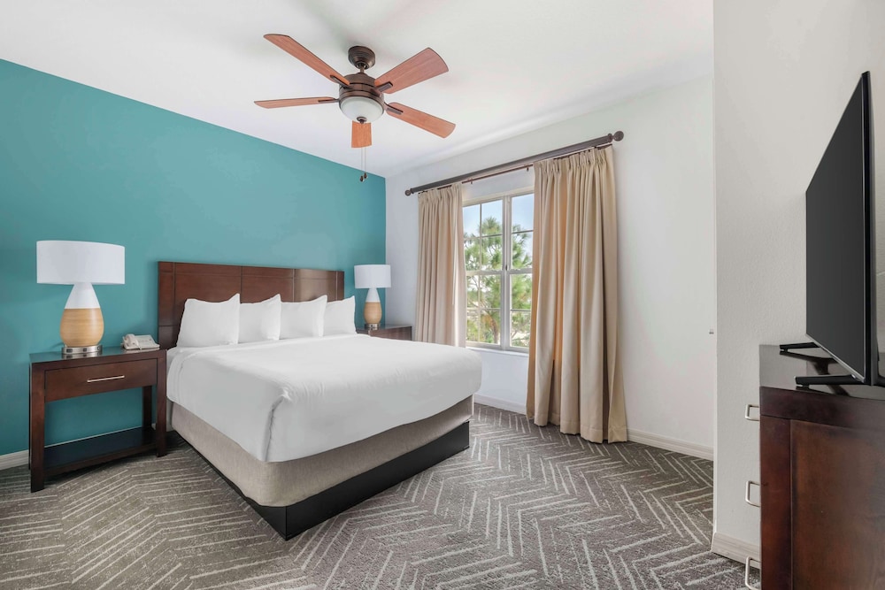 Hilton Vacation Club Aqua Sol Orlando West - photo 17