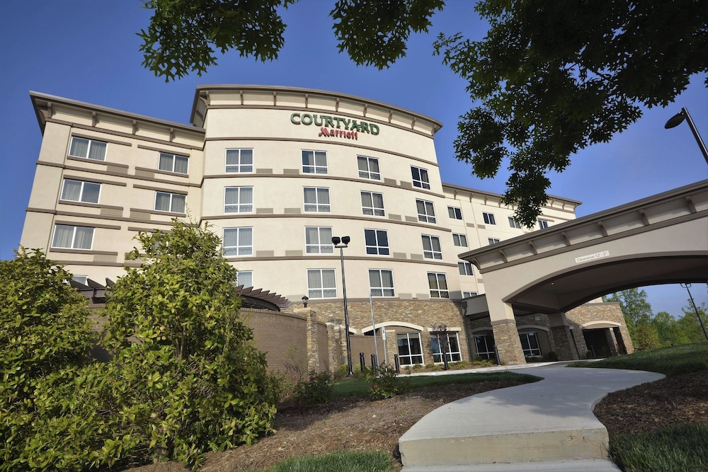 Courtyard by Marriott Asheville Airport in Asheville, United States