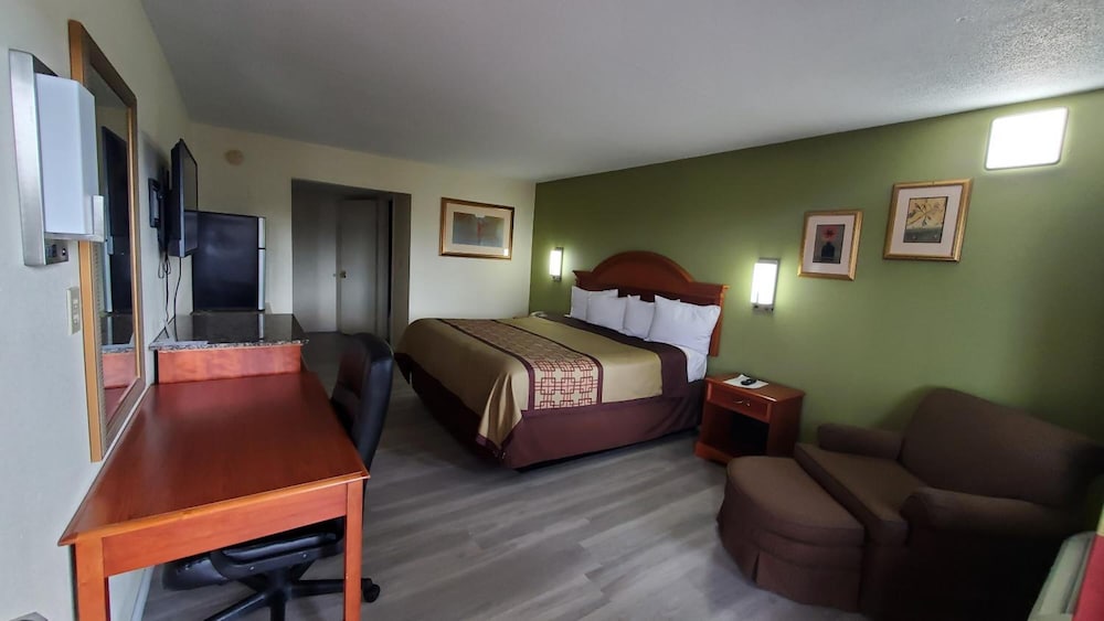 Big Spring Inn - photo 8
