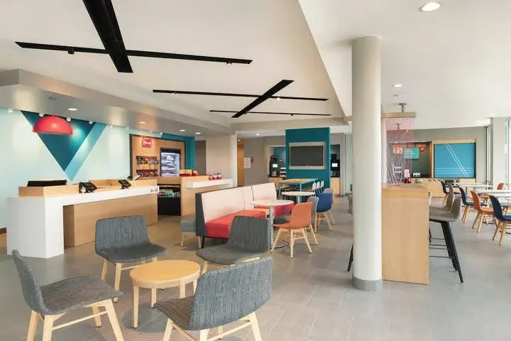 Harhr Avid Hotels Harrisburg Ne Hershey Area - photo 14