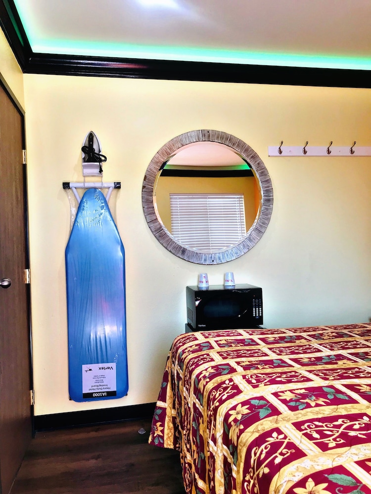 Central Inn Motel - photo 14