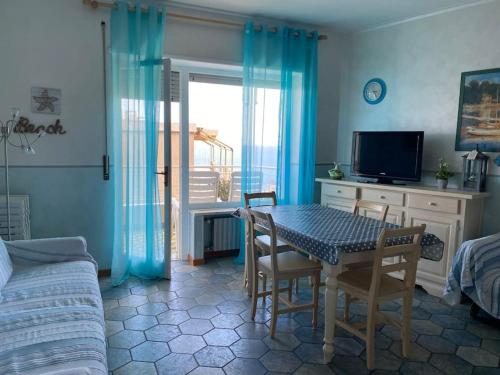 Bilocale in Zona Residenziale — 4-Star Luxury Hotel in San Remo, Italy
