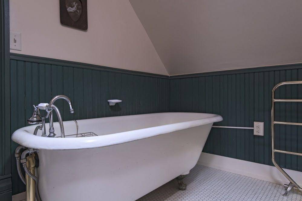 Inn on the Creek - photo 6