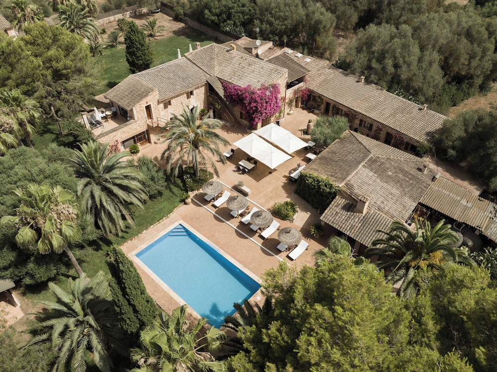 Finca Es Torrent — 4-Star Luxury Hotel in Campos, Spain
