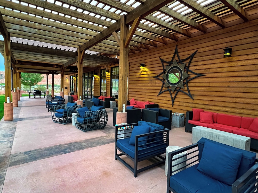 Desert Rose Resort & Cabins - photo 60