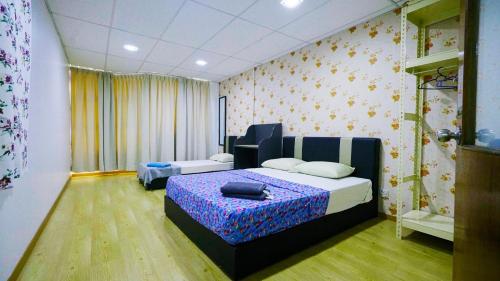 Pak Long Shoplot Homestay — 4-Star Luxury Hotel in Shah Alam, Malaysia