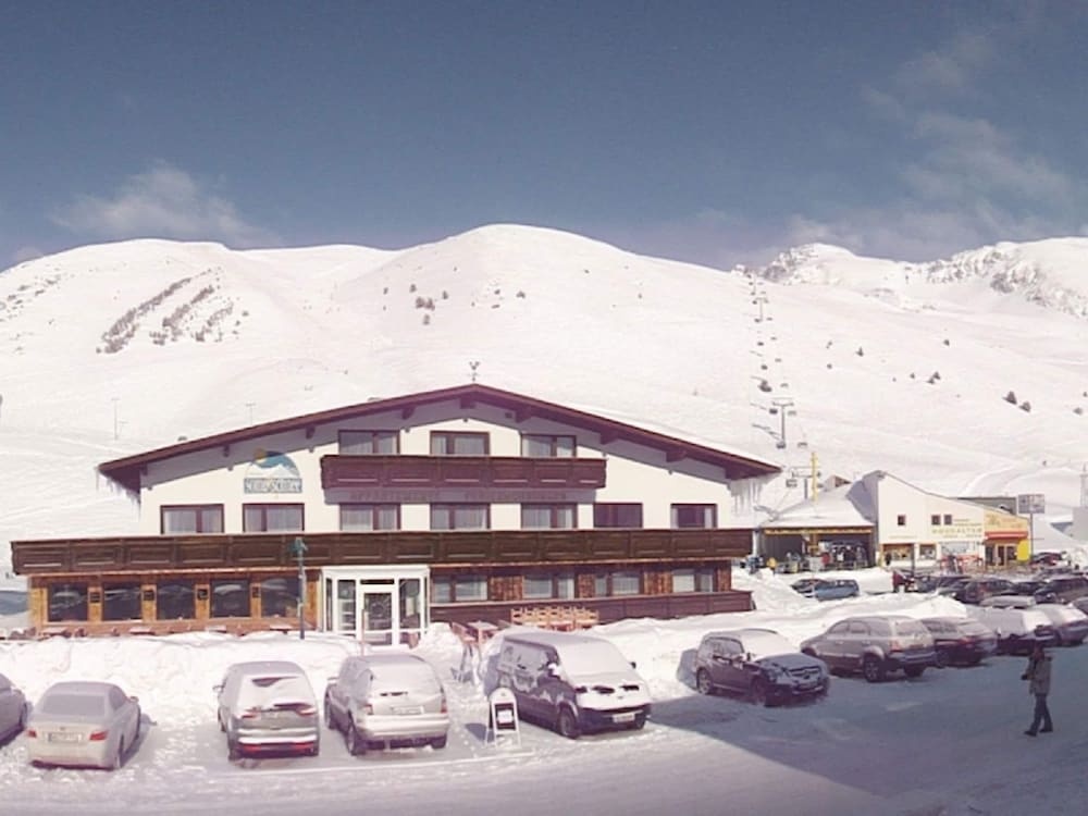 Sonne & Schnee in Kühtai in Silz, Austria