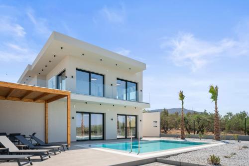 Temma Villas — 4-Star Luxury Hotel in Hersonissos, Greece