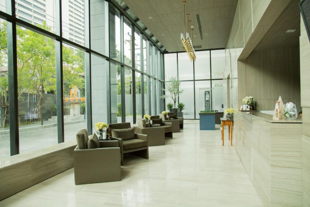 Sukhumvit 11#Luxury#Pool#Gym#BTS Nana&MRT Sukhumvit#1BR#Max2ppl