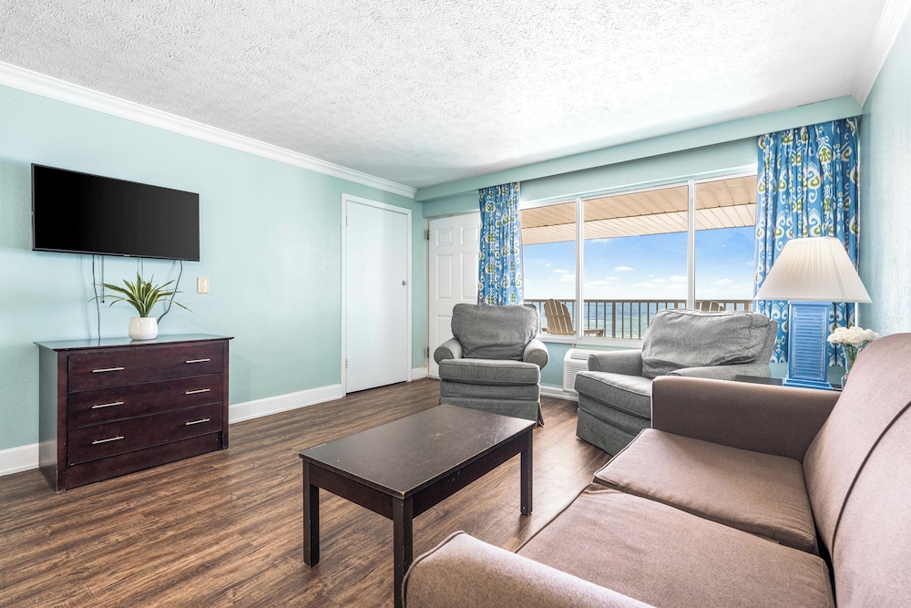 Boardwalk Beach Hotel - photo 54