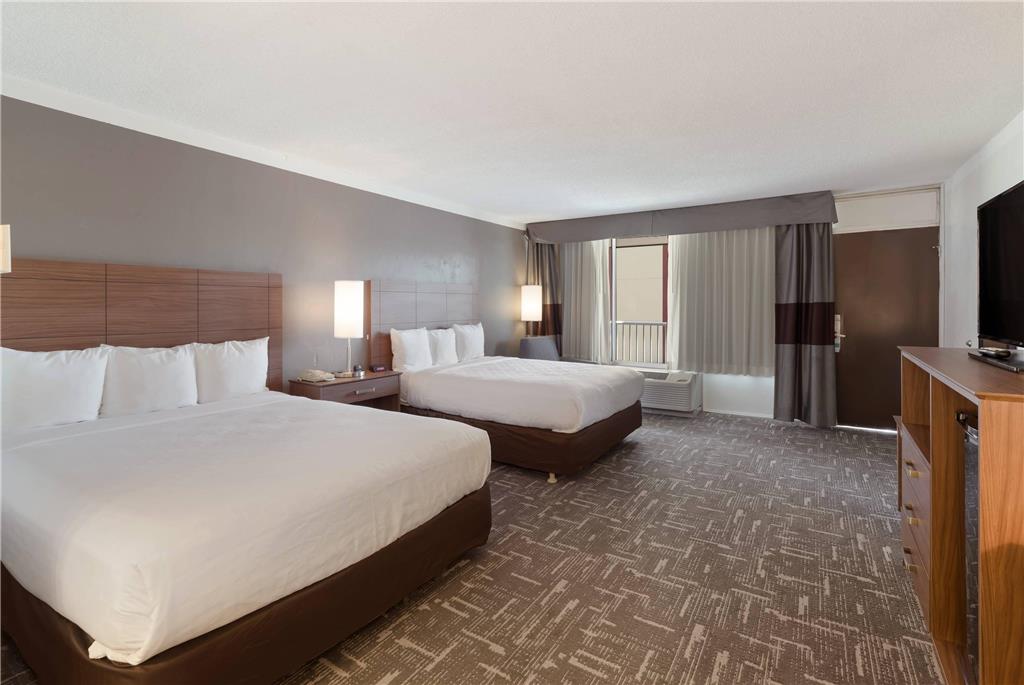 Clarion Hotel Concord Walnut Creek - photo 15