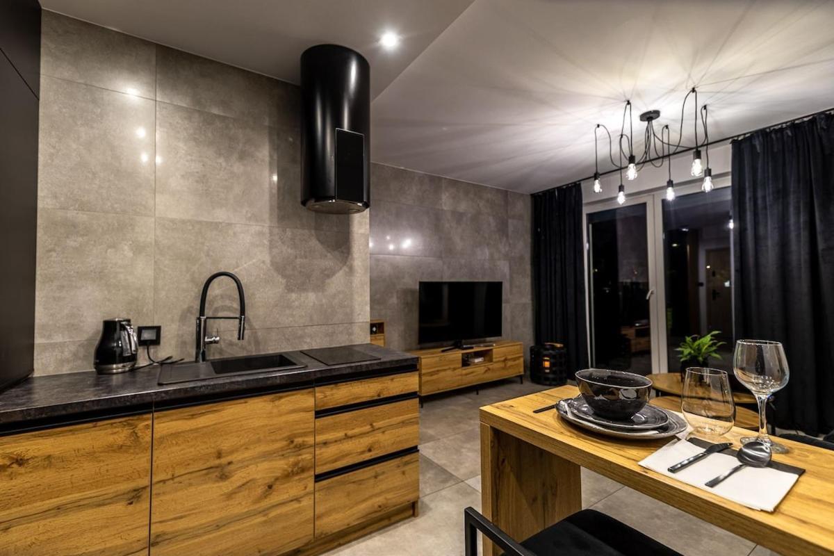 Exclusive Place with Underground Parking And Terrace — hotel in Oswiecim