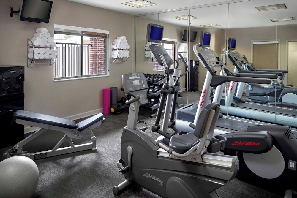 Residence Inn by Marriott Atlanta Airport North Virginia Ave - photo 18